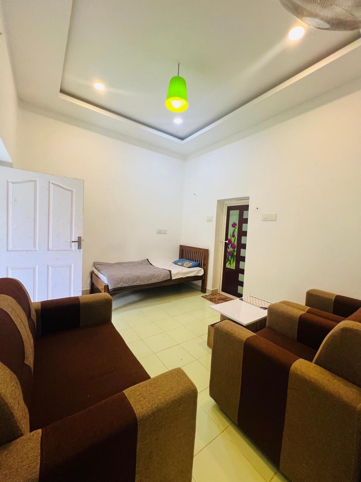 7Fort Homestay Athirappilly Exterior foto